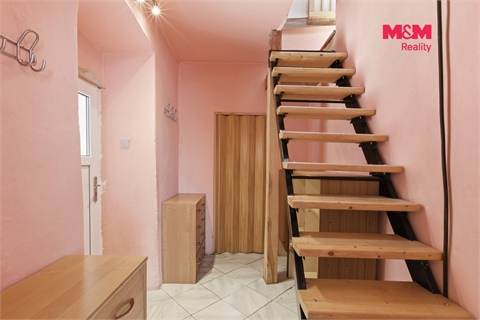 Prodej rodinného domu, 140 m² 8