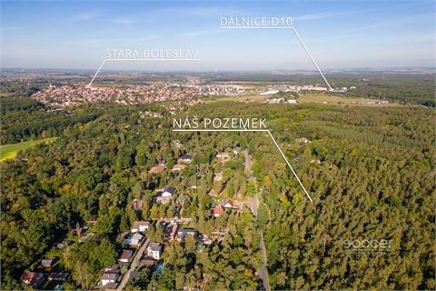 Prodej stavebního pozemku, 1 300 m² 2