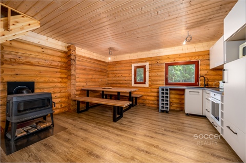 Prodej stavebního pozemku, 1 300 m² 10