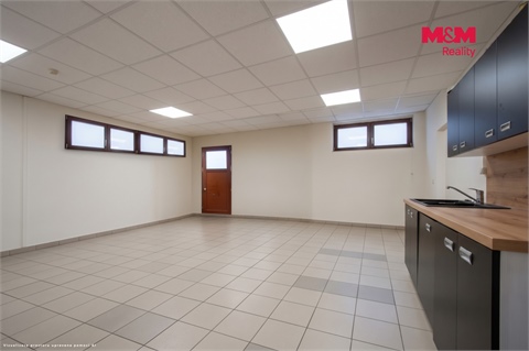 Pronájem obchodních prostor, 150 m² 4