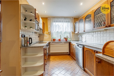 Prodej domu, 200 m² 8