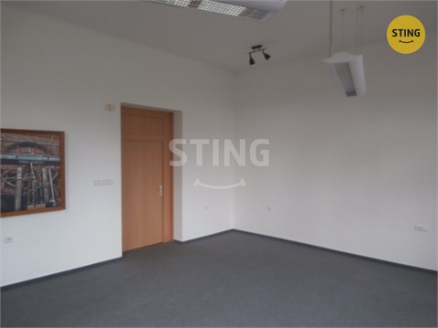 Pronájem kanceláře, 238 m² - 12