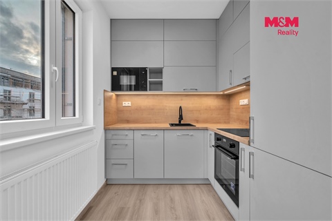 Pronájem bytu 2kk, 51 m² 10