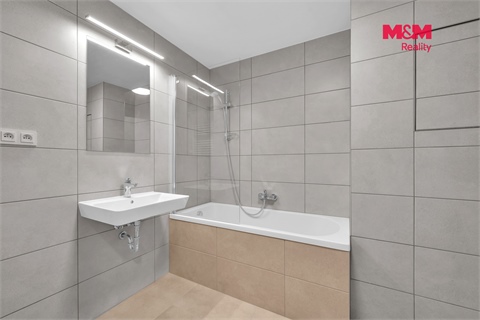 Pronájem bytu 2kk, 51 m² 2