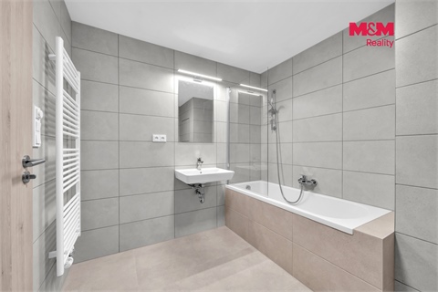Pronájem bytu 2kk, 54 m² 2