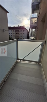 Pronájem bytu 2kk, 49 m² - 28