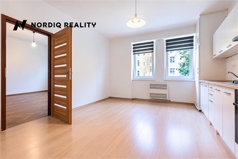 Prodej bytu 2kk, 42 m² - 2