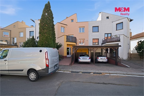 Prodej rodinného domu, 224 m² 2