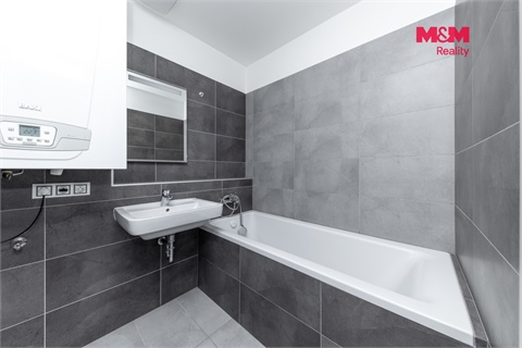 Prodej bytu 2kk, 51 m² - 14