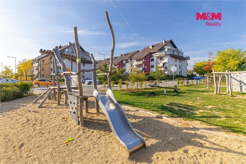 Prodej bytu 2kk, 51 m² 26