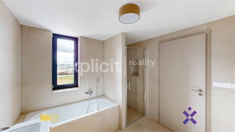 Pronájem bytu 3kk, 81 m² - 12