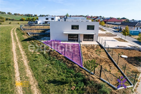 Pronájem bytu 3kk, 81 m² 0