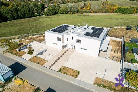 Pronájem bytu 3kk, 81 m² 28