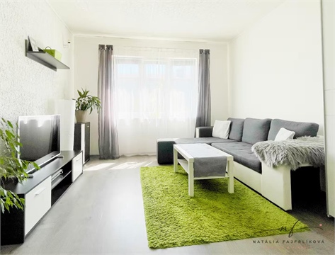 Pronájem bytu 2+1, 64 m² 0