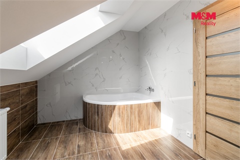Prodej rodinného domu, 135 m² 8