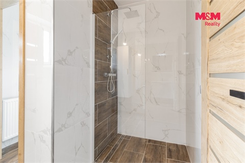Prodej rodinného domu, 135 m² - 10