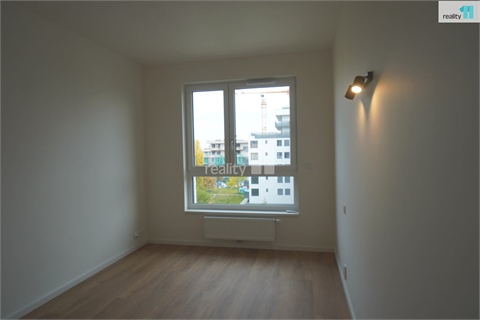 Pronájem bytu 2kk, 56 m² 14