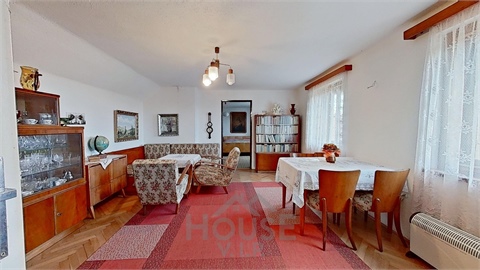 Prodej rodinného domu, 180 m² - 2
