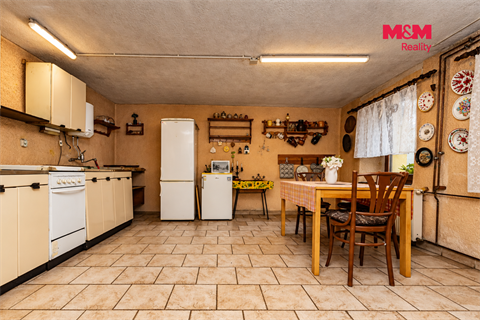 Prodej rodinného domu, 198 m² - 0