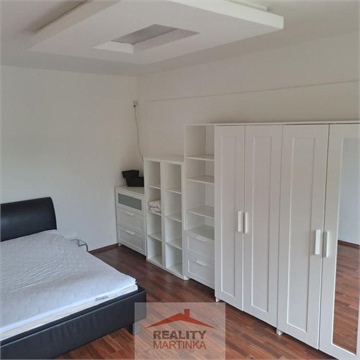 Pronájem bytu 1+1, 34 m² - 0