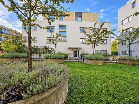 Prodej bytu 2kk, 66 m² - 24