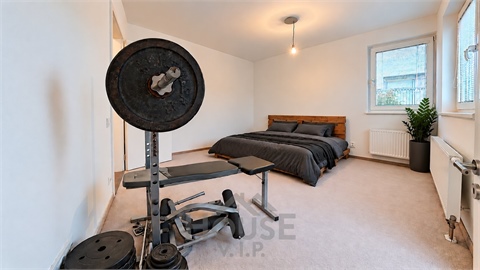 Prodej bytu 2kk, 66 m² 12