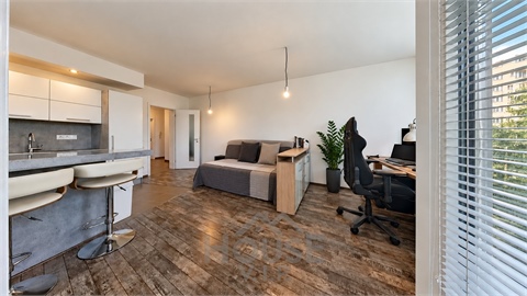 Prodej bytu 2kk, 66 m² - 2