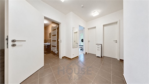 Prodej bytu 2kk, 66 m² 14