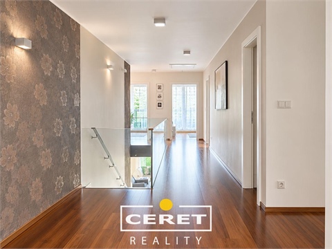 Prodej rodinného domu, 500 m² - 14