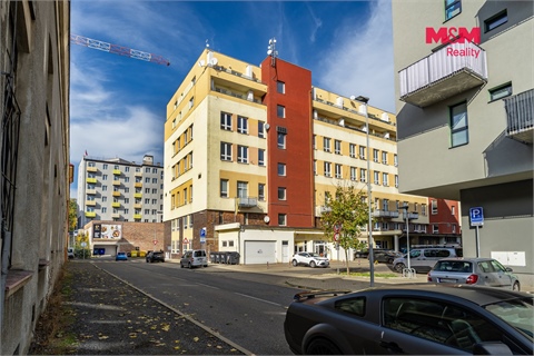 Prodej bytu 2kk, 49 m² - 14