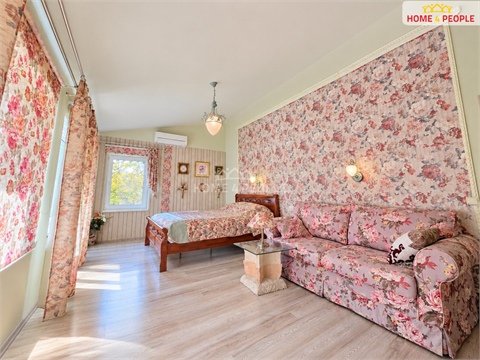 Prodej rodinného domu, 330 m² 20
