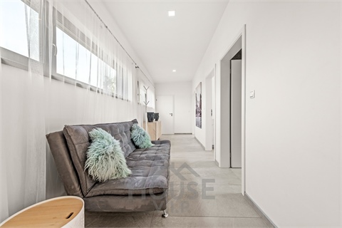 Pronájem rodinného domu, 201 m² 22