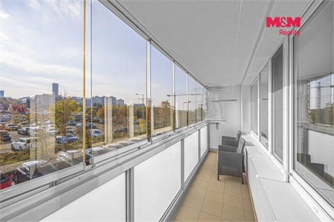 Prodej bytu 3kk, 77 m² 2