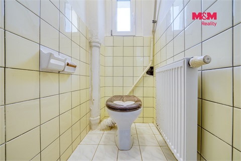 Pronájem bytu 2kk, 82 m² - 12