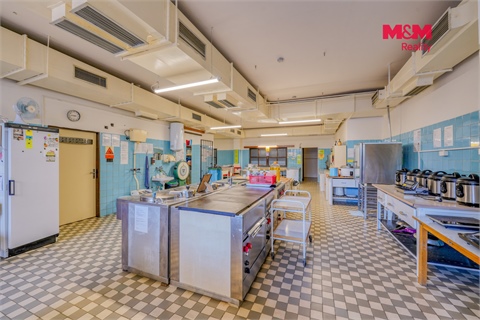 Prodej obchodních prostor, 30 198 m² 24