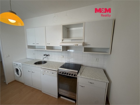 Pronájem bytu 1+1, 35 m² 0