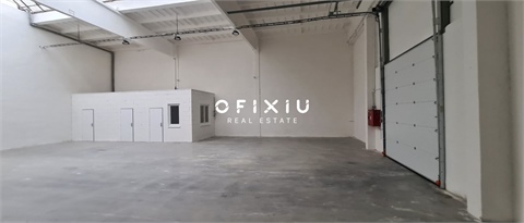 Pronájem skladu / haly, 264 m² 0