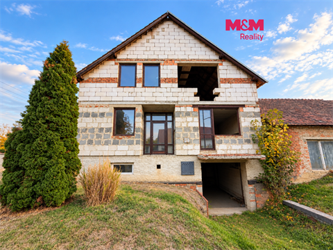 Prodej rodinného domu, 227 m² 0