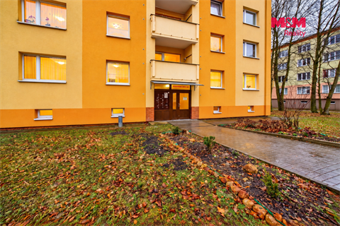 Pronájem bytu 1+1, 35 m² 12