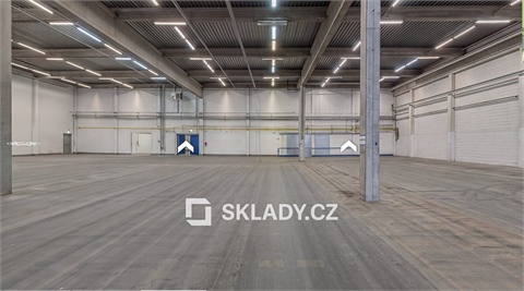 Pronájem skladu / haly, 5 000 m² 0