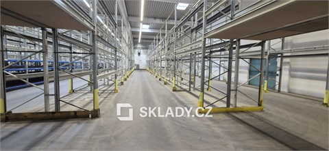 Pronájem skladu / haly, 5 000 m² - 0