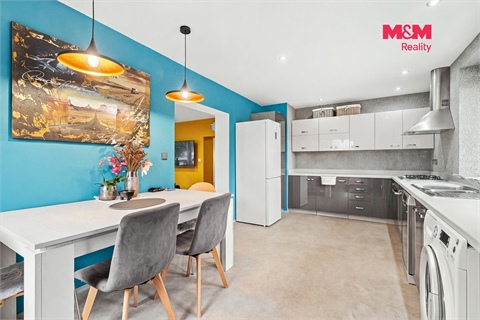 Prodej rodinného domu, 172 m² 2