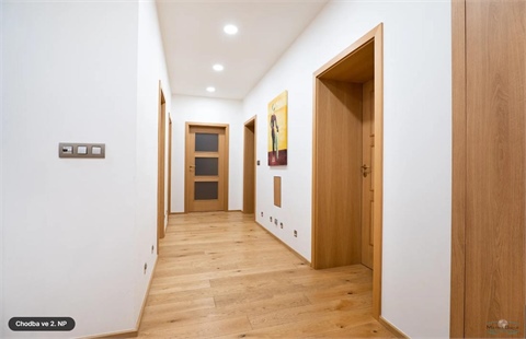 Prodej rodinného domu, 308 m² 6