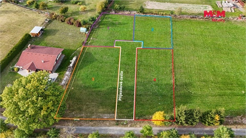 Prodej stavebního pozemku, 799 m² 2