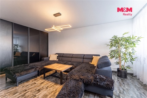 Prodej bytu 1+1, 43 m² - 0