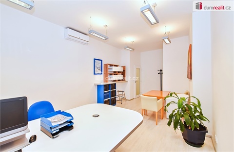 Pronájem kanceláře, 70 m² - 4