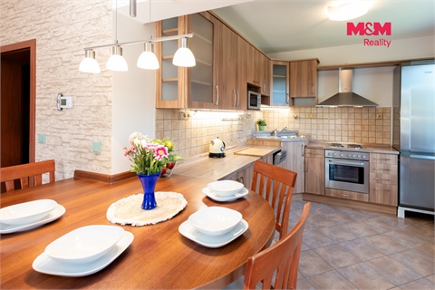 Prodej bytu 3kk, 71 m² - 0