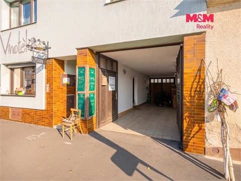 Prodej rodinného domu, 245 m² 2