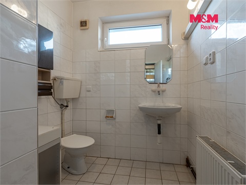 Prodej rodinného domu, 245 m² 12