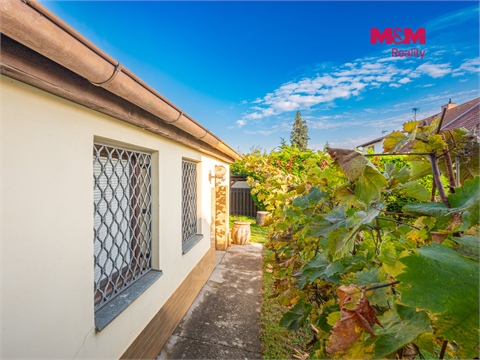Prodej rodinného domu, 245 m² - 6
